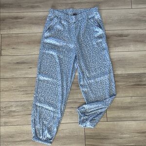 Aerie blue leopard print elastic waist lounge sleep pants size small